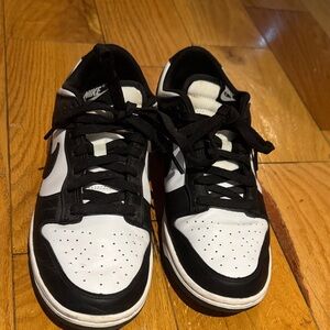 Nike Men's Black/White Dunk Sneakers
